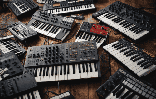 5 Best MIDI Keyboards (Reviewed)